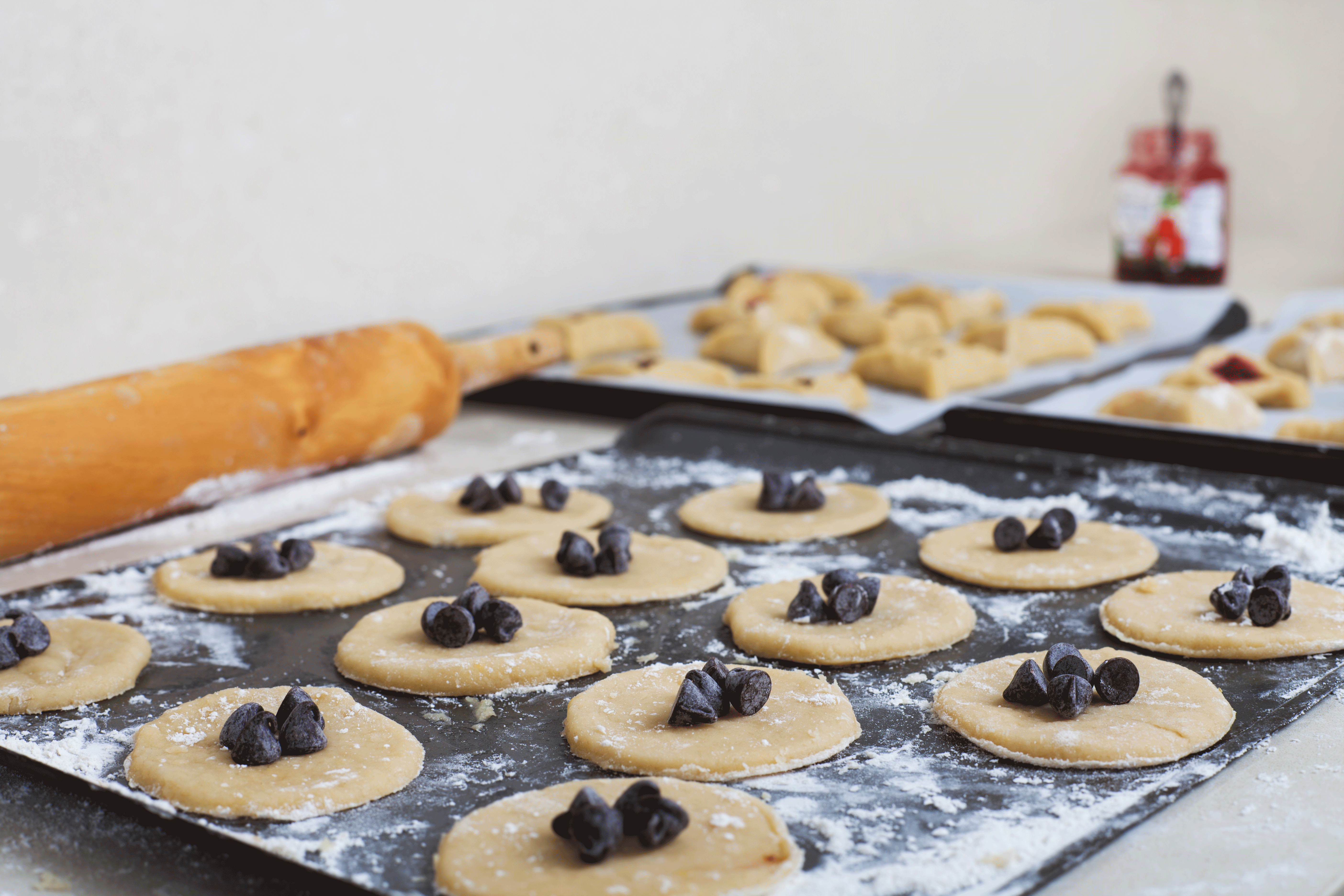 iStock-174796579-Hamentashen-Two-01 iStock-174796579-Hamentashen-Two-01