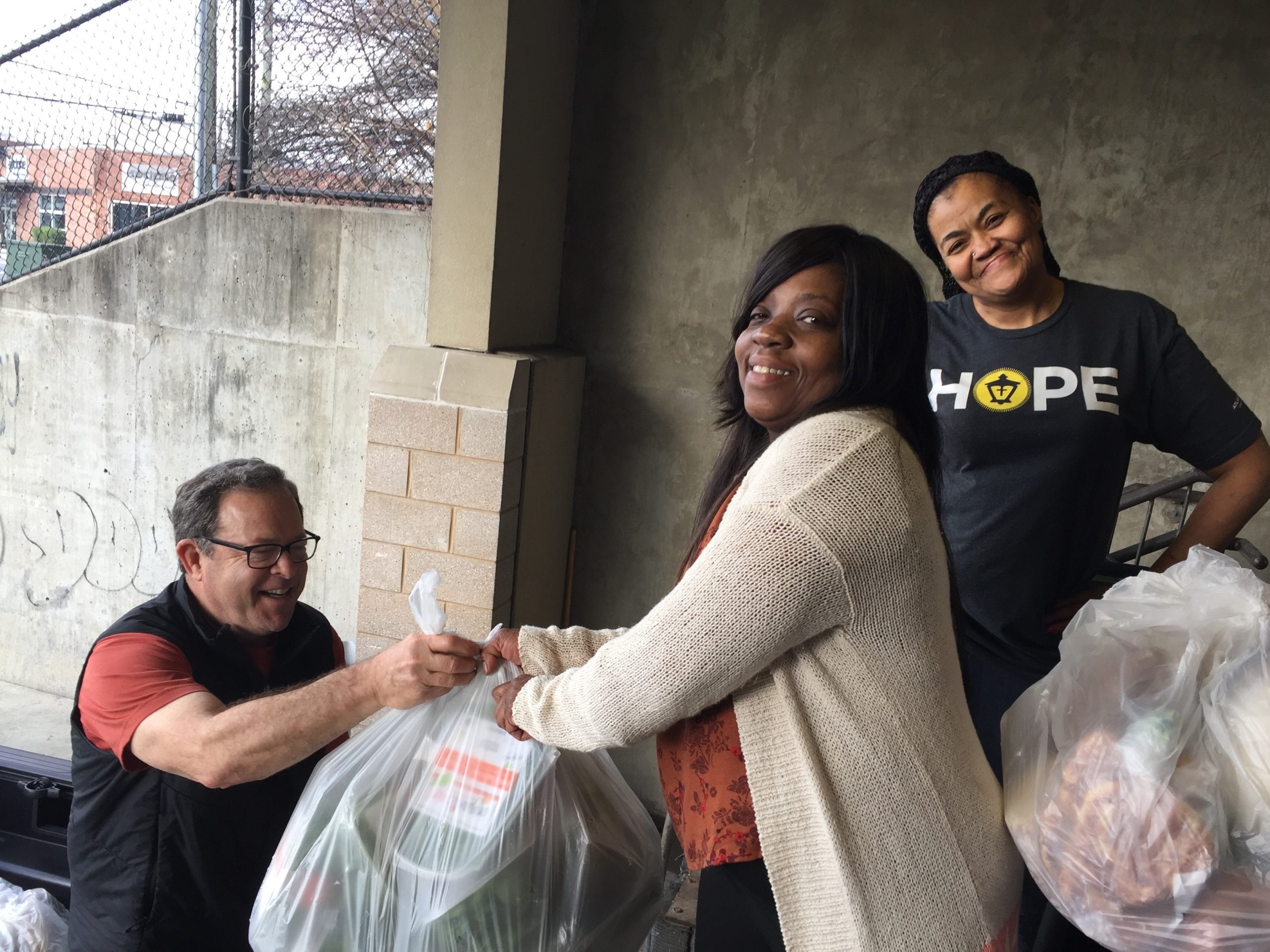 Roy Baron delivering Food to Second Helpings Atlanta Recipients